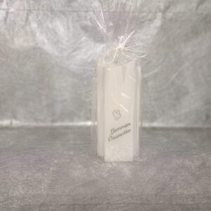 Muistokynttilä holvi valkoinen kyyhky pitkä