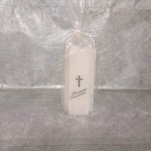 Muistokynttilä holvi valkoinen risti pitkä