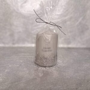 Muistokynttilä pyöreäpilari harmaa (kyyhky)